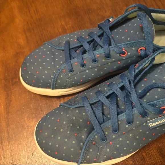 Reebok Blue Sneakers with Polka Dots - Picture 5 of 5